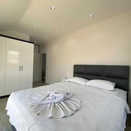 Apartament Korfez Life *