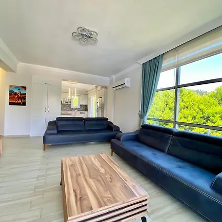 公寓 Korfez Life *