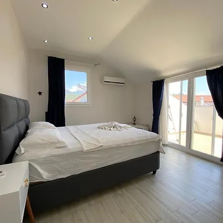 Apartament Korfez Life *