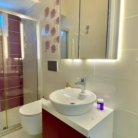 Apartament Korfez Life *