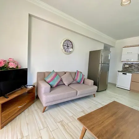 Korfez Life 公寓 *